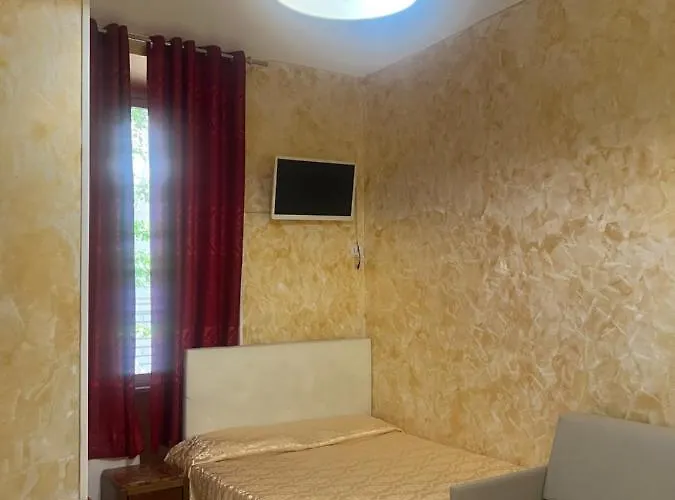 Termini Golden House